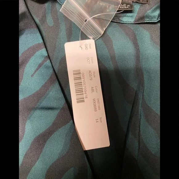 NWT J. Crew Green and Black Zebra Print Blouse Sz 14 - Picture 10 of 12